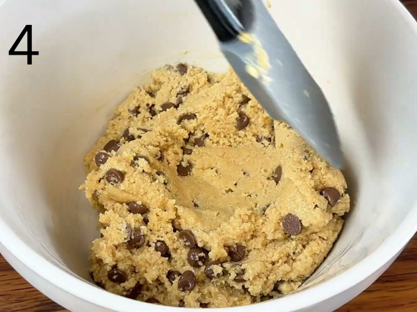 Preparing a loaf pan with parchment paper
